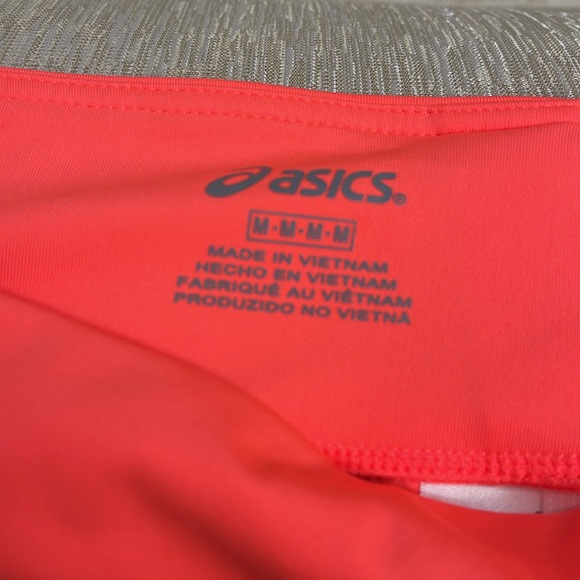 ASICS orange ladies medium capri length leggings NWOT - Picture 3 of 3